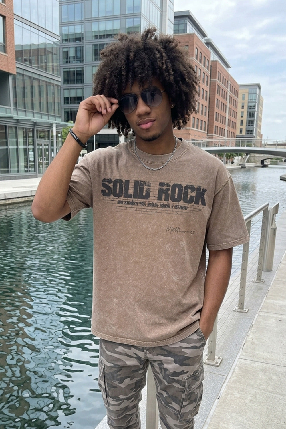 SOLID ROCK | Acid Wash Tshirt